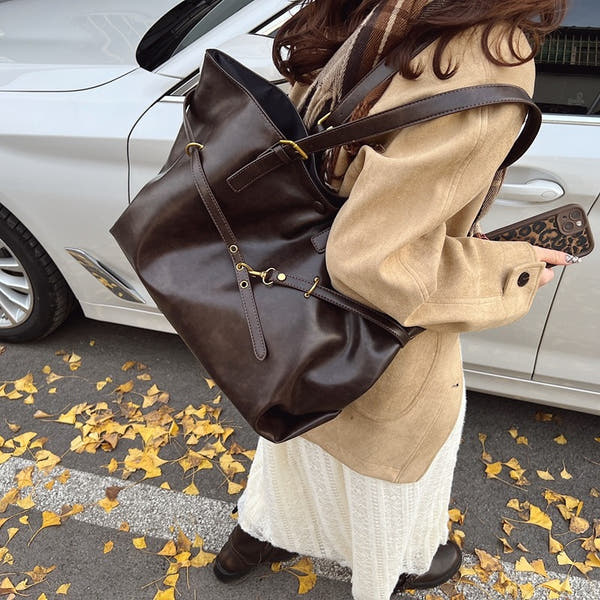 Vintage Wide body Shoulder Bag™