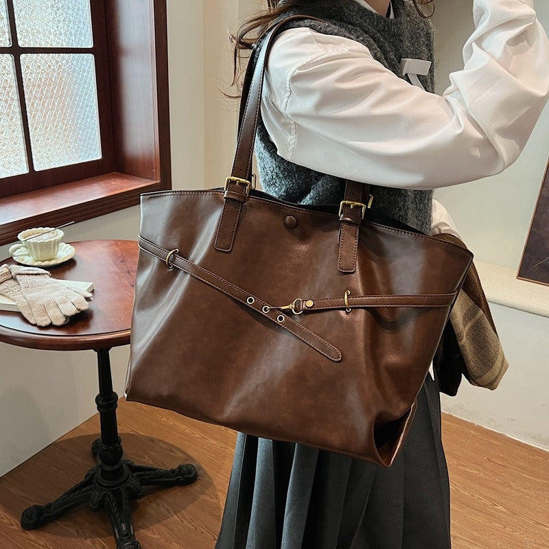 Vintage Wide body Shoulder Bag™